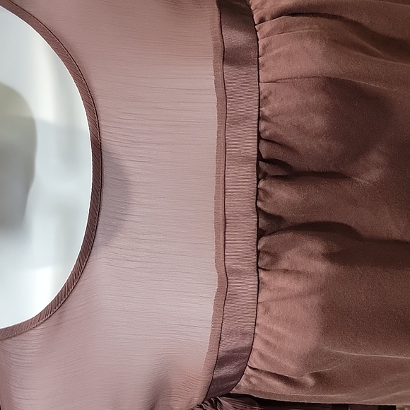 EXPRESS EUC Women's Top Size Medium - Picture 4 of 7